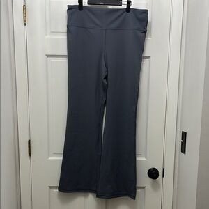GapFit Sky High Rise Power Flare Leggings - Size XL
